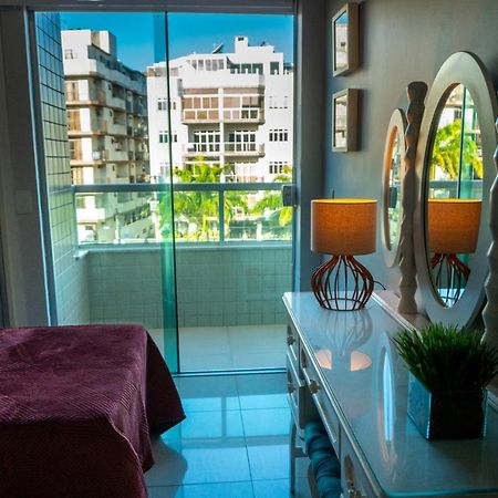 Maravilhoso Apto Na Praia Do Forte Wi-Fi 600 Mb Кабу-Фріу Екстер'єр фото